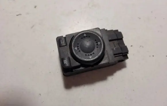 Volkswagen PASSAT B5 Wing mirror switch 3b1959565