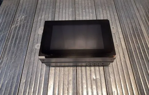 Nissan Almera Tino Screen/display/small screen 28090BU706