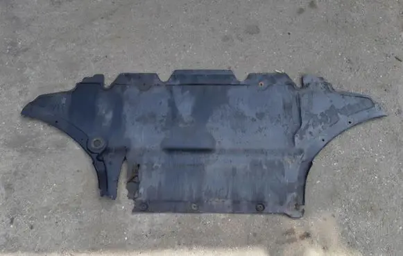 Audi A5 8T 8F Engine splash shield/under tray