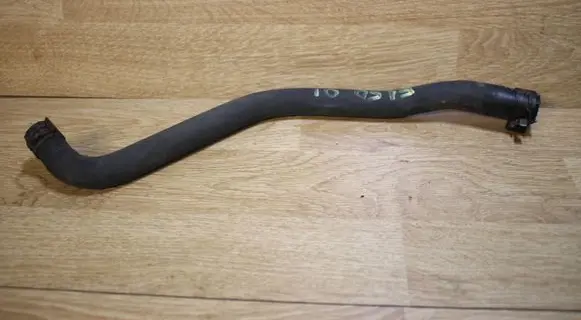 Toyota Auris 150 Coolant pipe/hose 