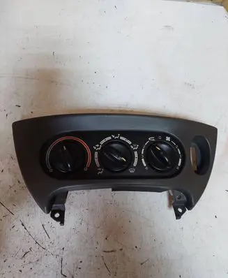 Renault Scenic I Climate control unit 662367T J64PCHHG 101588