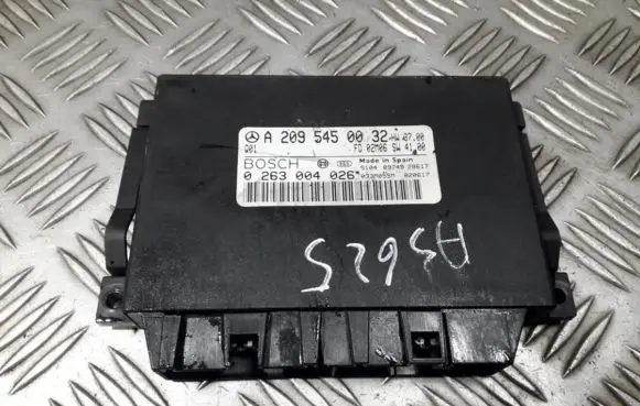 Mercedes-Benz C W203 Parking PDC control unit/module A2095450032 0263004026