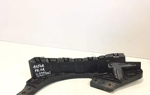 Subaru Forester SH Headlight/headlamp mounting bracket