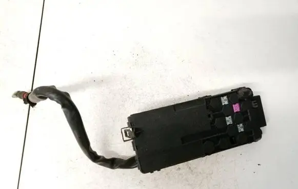 Mercedes-Benz E W211 Fuse box set 2115452301 013948411
