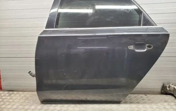 Audi A8 S8 D4 4H Rear door LZ9Y
