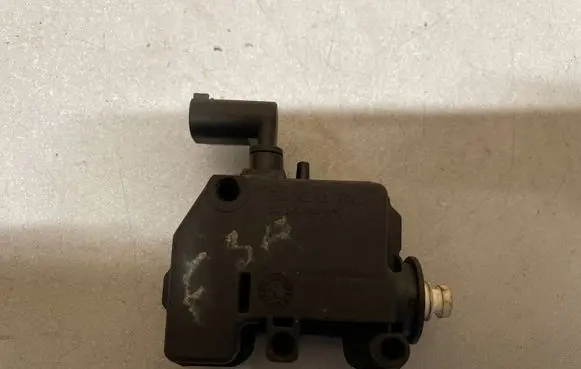 BMW 3 F30 F35 F31 Fuel tank cap lock 7270792