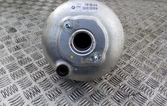 BMW X3 E83 Brake booster