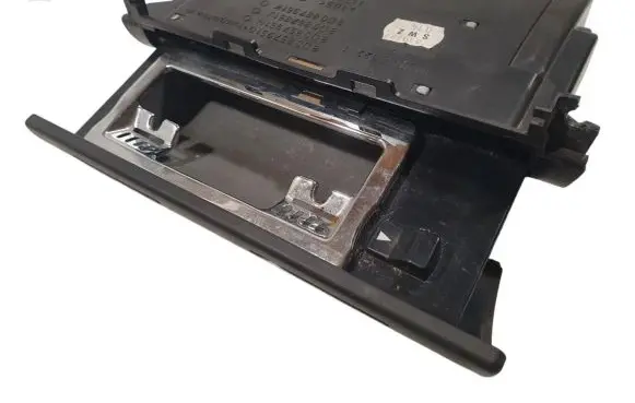 Audi A4 S4 B5 8D Car ashtray 8D0857951H 8D0857951J 8D0857951G