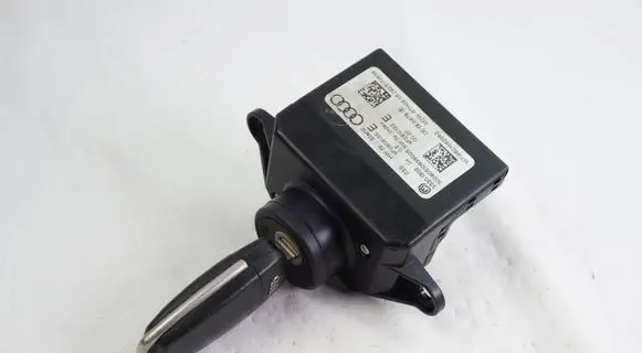 Audi A6 S6 C6 4F Ignition lock 4F0909135E 4F0837220R