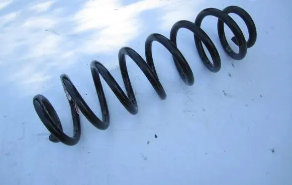 Volkswagen PASSAT B8 Rear coil spring 3Q0511115