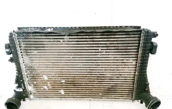 Volkswagen Sharan Intercooler radiator 1K0145803A L3738