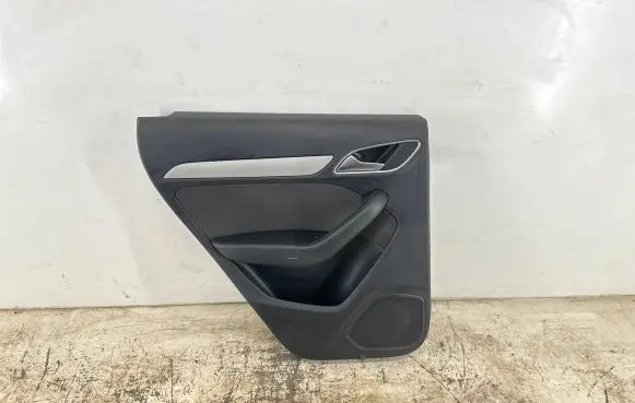Audi Q3 8U Rear door card panel trim 8U0867305 8U0971693 8X0035399D
