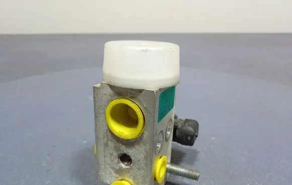 KIA Niro Coolant level relay 53133090