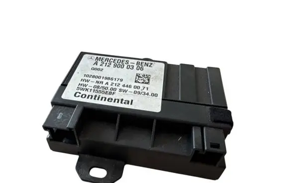 Mercedes-Benz C W204 Fuel injection pump control unit/module A2129000306 1028001986179 A2124460071