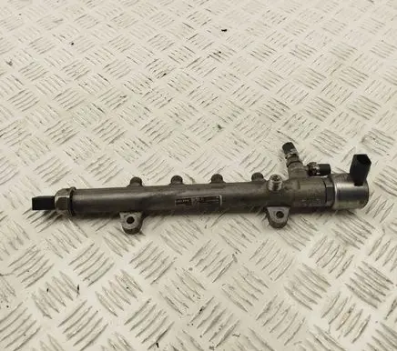 Mercedes-Benz E W212 Fuel main line pipe A6510700595