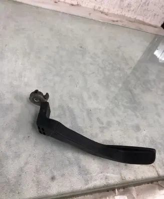 Seat Arona Engine bonnet (hood) release handle 