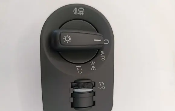 Audi A1 Light switch 8X1941531AJ 10022943