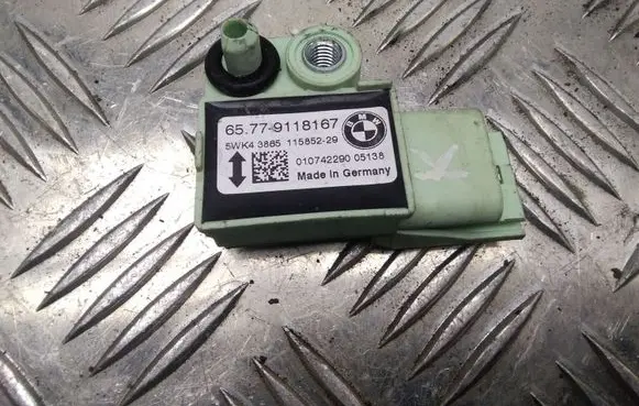 Mini One - Cooper Coupe R56 Airbag deployment crash/impact sensor 65779118167 11585229 5WK43865