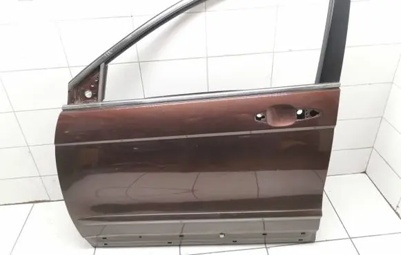 Honda CR-V Front door