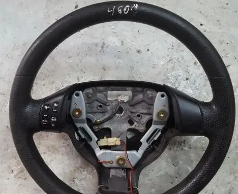 Mazda 2 Steering wheel