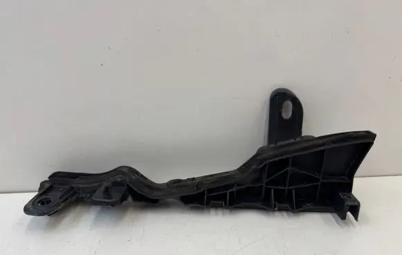 Mercedes-Benz E W213 Other engine bay part A2138310400