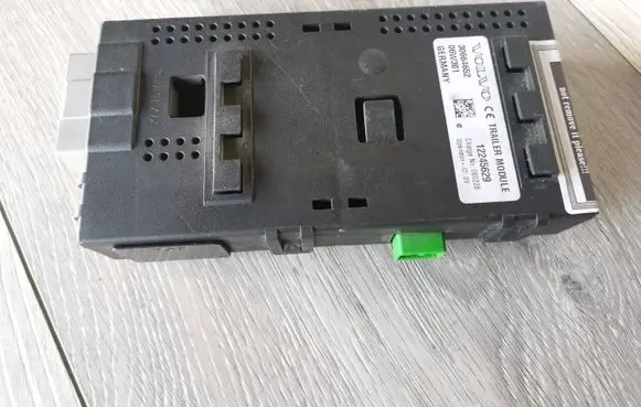Volvo V70 Tow bar trailer control unit/module 30664652 12245629