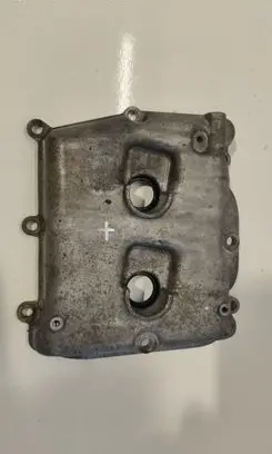 Subaru Outback Rocker cam cover 