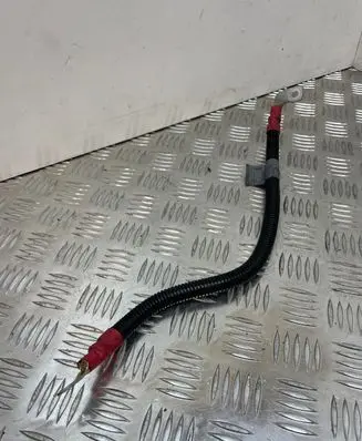 BMW X5 E70 Positive cable (battery) 7796127 61017423 7796126