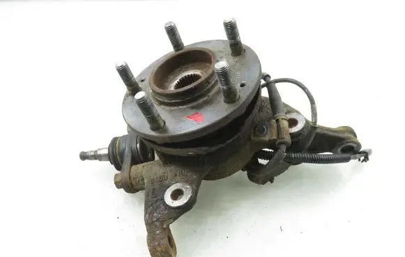 Hyundai i30 Front wheel hub spindle knuckle 