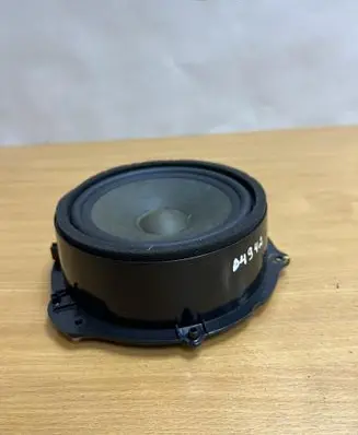 Jaguar F-Pace Subwoofer speaker GX7318808CD D4942
