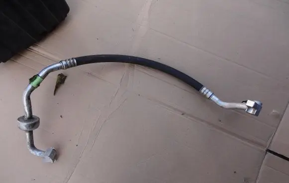 Ford Transit Courier Air conditioning (A/C) pipe/hose 