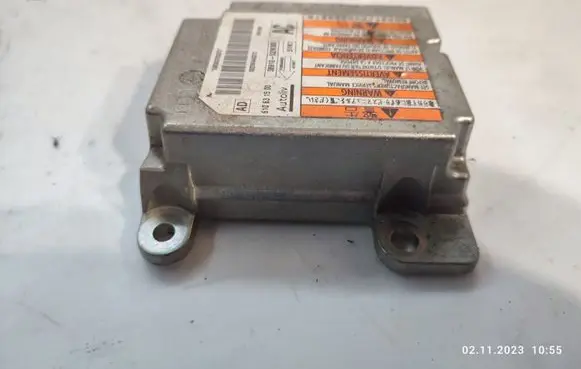 Suzuki Grand Vitara II Airbag control unit/module 3891052K90