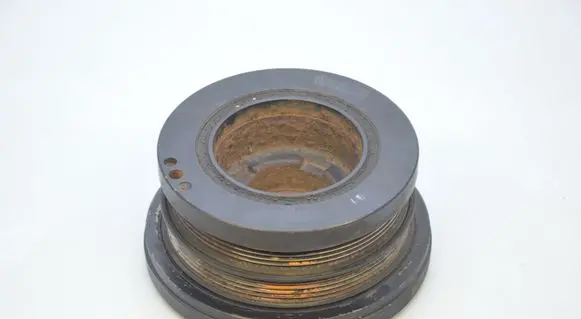 BMW 5 E39 Crankshaft pulley 2247890
