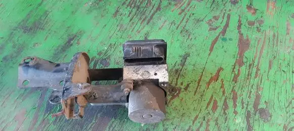 Nissan Almera N16 ABS Pump 0265800364