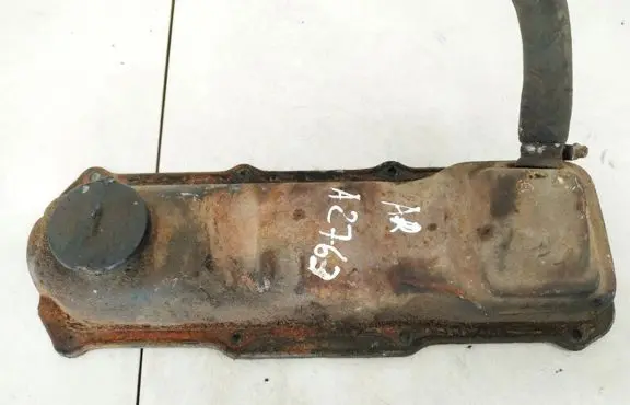 Volkswagen Golf II Rocker cam cover 
