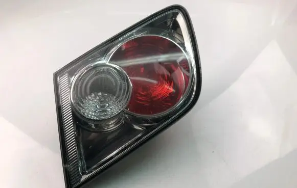 Mazda 6 Tailgate rear/tail lights
