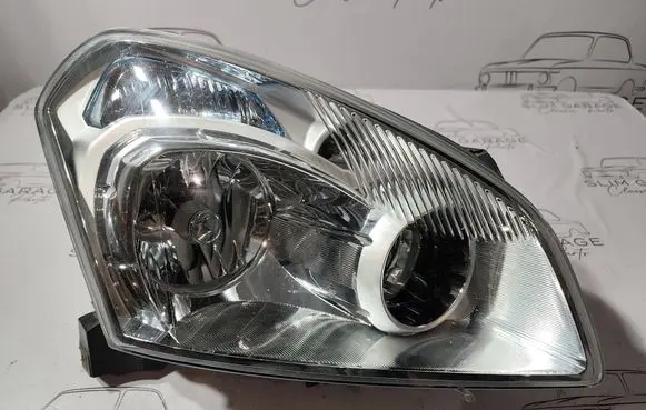 Nissan Qashqai Headlight/headlamp 26010JD11B 1LF23804214 5DV00829000