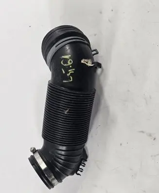 Audi RS Q3 Air intake hose/pipe 5N0129656D