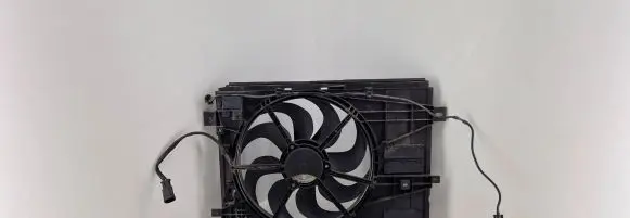 Peugeot 3008 II Electric radiator cooling fan 9806313880 5000704