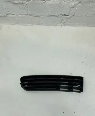 Audi A6 S6 C4 4A Front bumper lower grill 4A0807346 4A0807346A