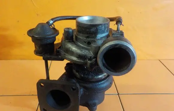 Jeep Cherokee III KJ Turbo 35242096F