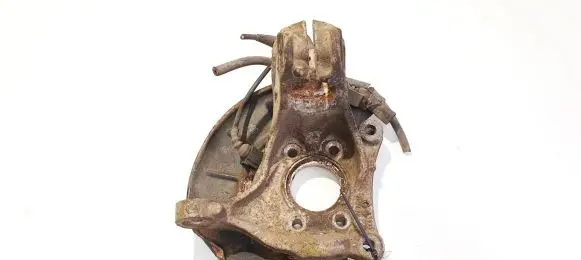 Volkswagen PASSAT B6 Front wheel hub