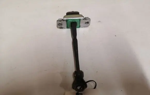 Hyundai Santa Fe Front door check strap stopper
