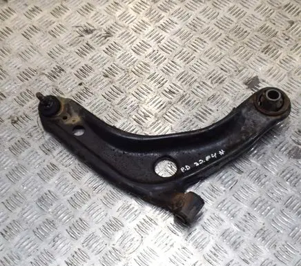 Toyota Yaris Front lower control arm/wishbone