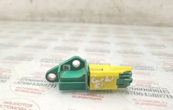 Volkswagen Golf Plus Airbag deployment crash/impact sensor 5M0909606