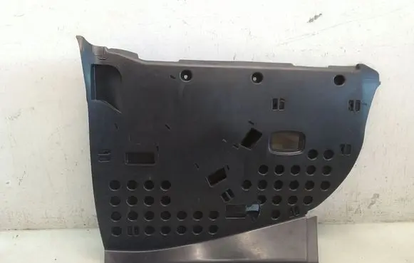 Dashboard lower bottom trim panel