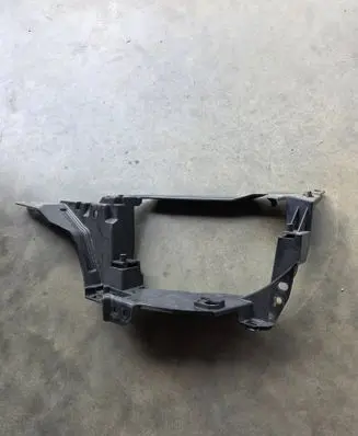 BMW X5 G05 Rear bumper mounting bracket 8074187