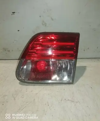 Toyota Avensis T270 Tailgate rear/tail lights