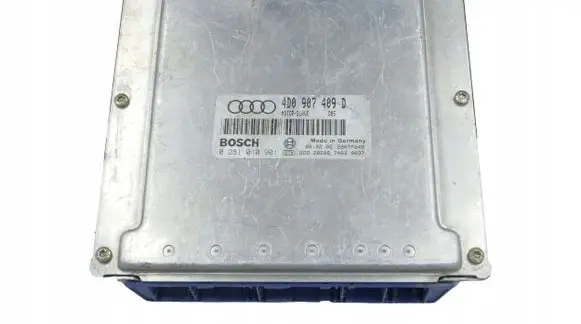 Audi A8 S8 D2 4D Engine control unit/module 4D0907409D