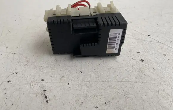 Volvo V60 Fuse module